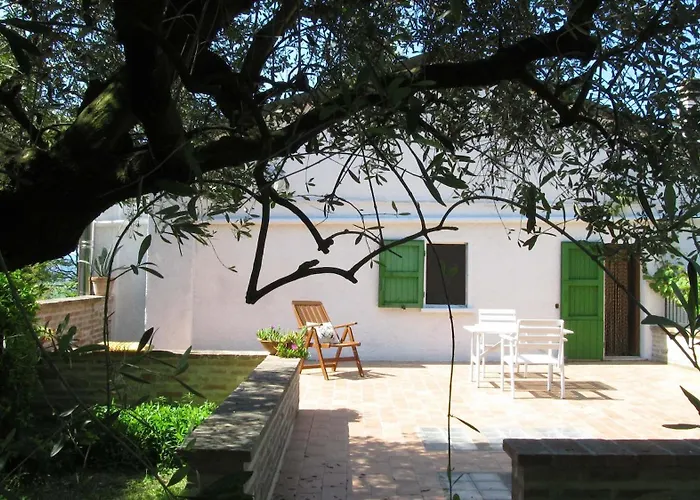 Parco San Bartolo Nyaraló